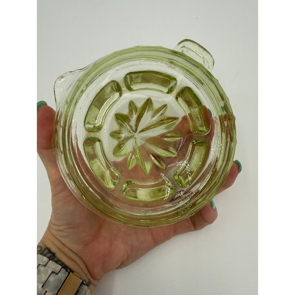1930's Uranium Glass Juicer - Picture 6 of 6
